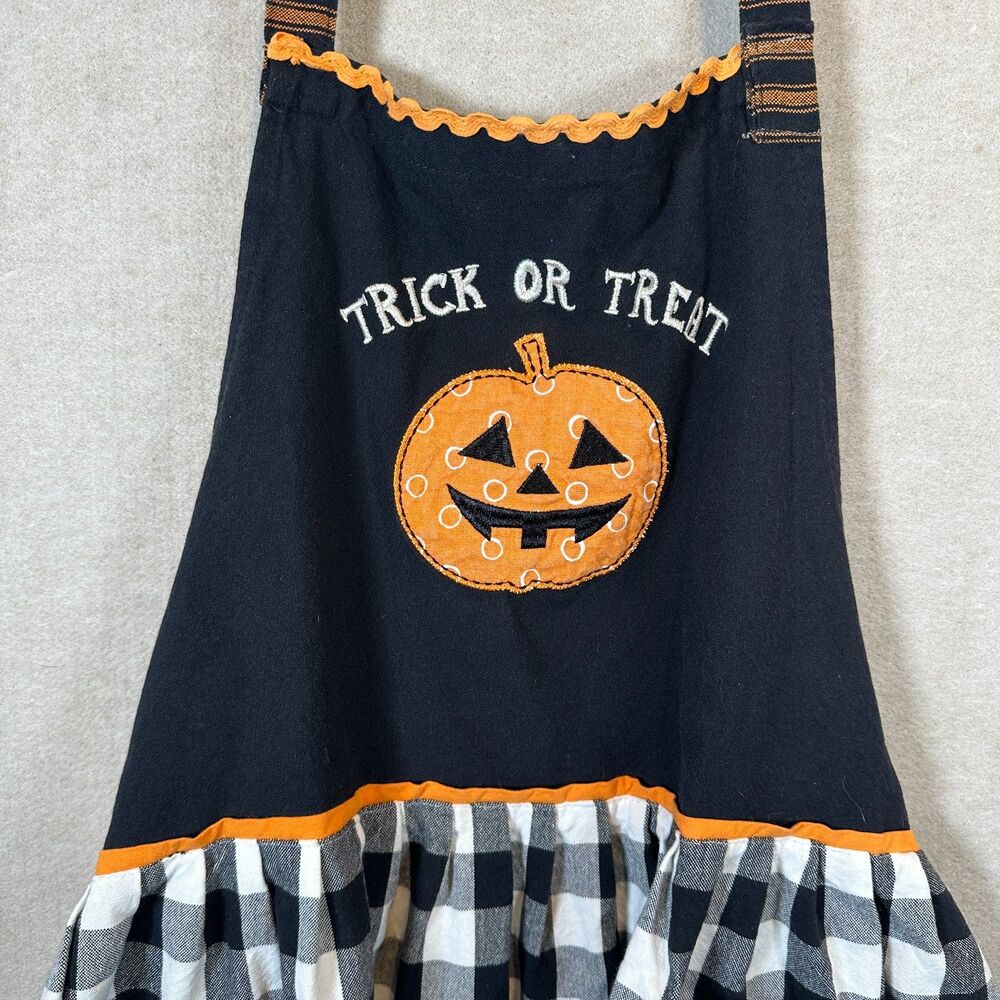 Halloween Trick or Treat Pumpkin Apron Black Buffalo Check Orange Trim Pockets